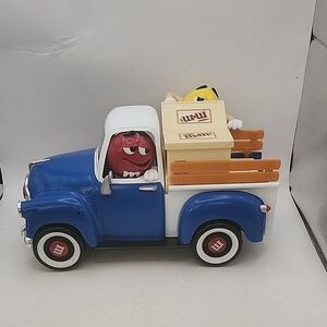 M&M's "Sweet Wheelin' Red's Garage Candy Dispenser